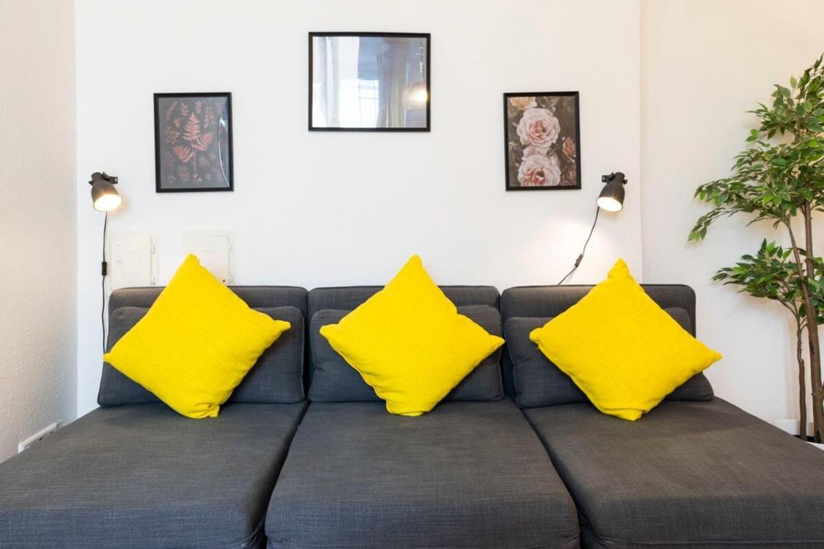 Spacious Family Apartment At Mauerpark Plus Selfcheckin Berlin Exterior photo